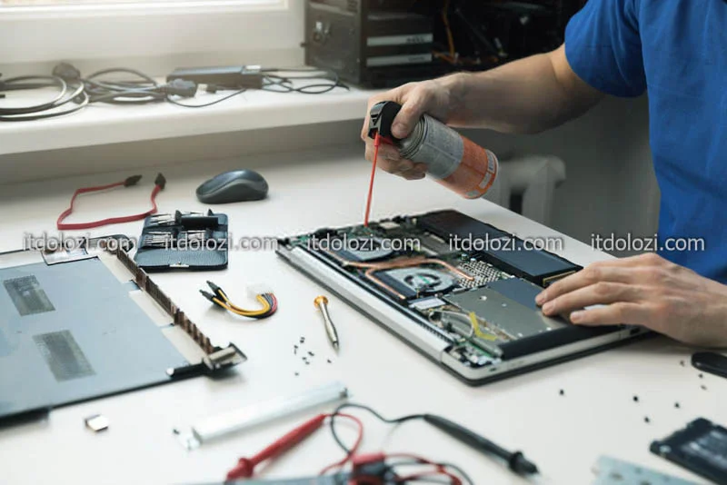 Dịch vụ sửa laptop uy tín tại quận 9